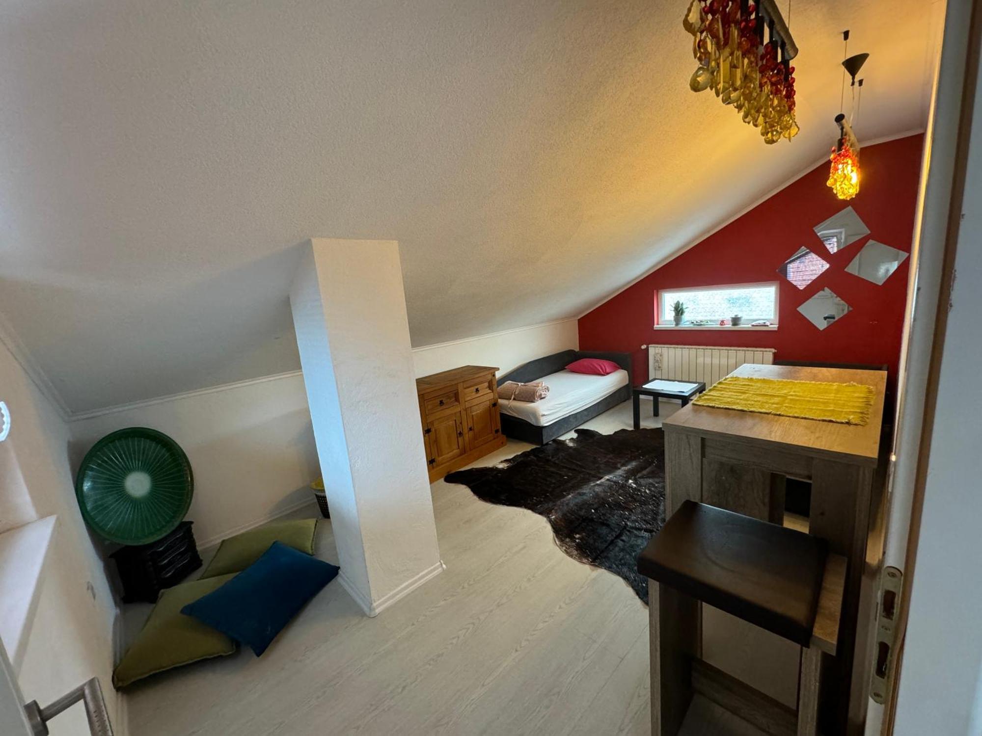 A Red Door Homestay *